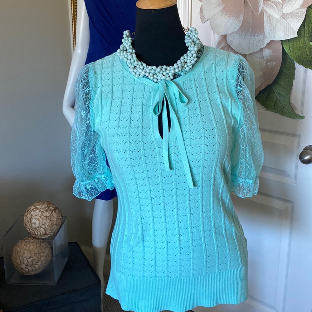 Cool water colored top by Sioni!